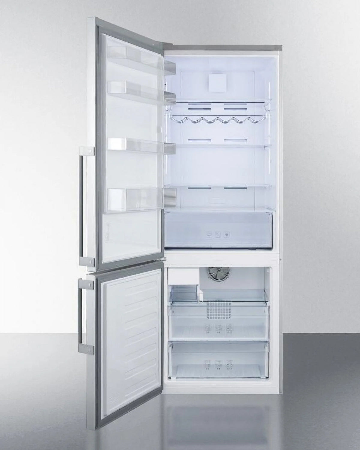 28 Energy Star Bottom Freezer Refrigerator with 16.4 cu. ft. Capacity in Stainless Steel L4572