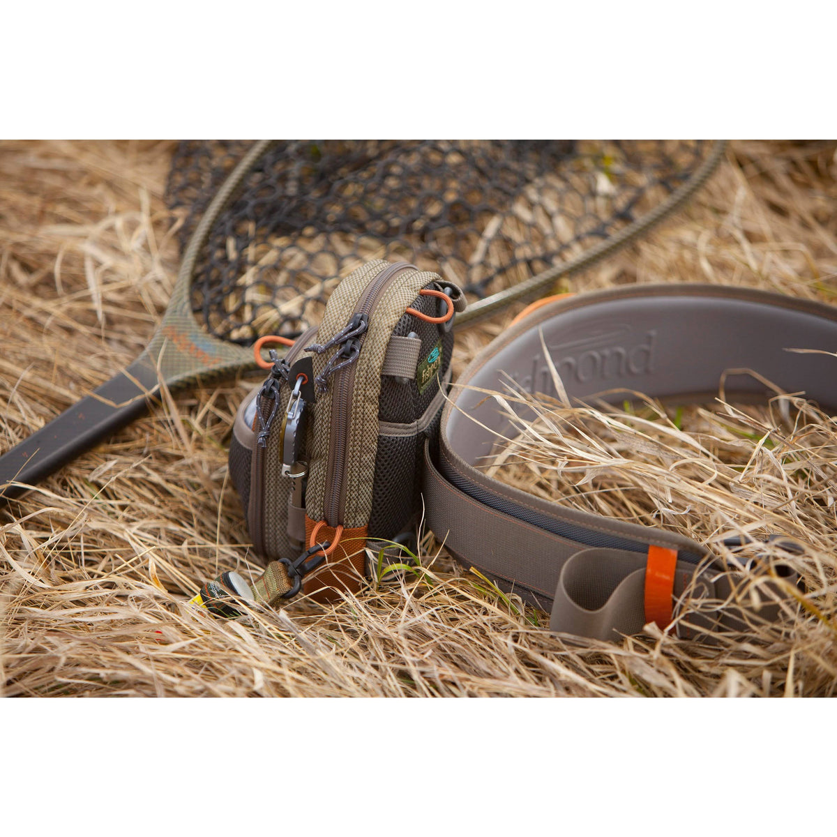 Sand Saddle Brown Vertical Chest Pack Z7488