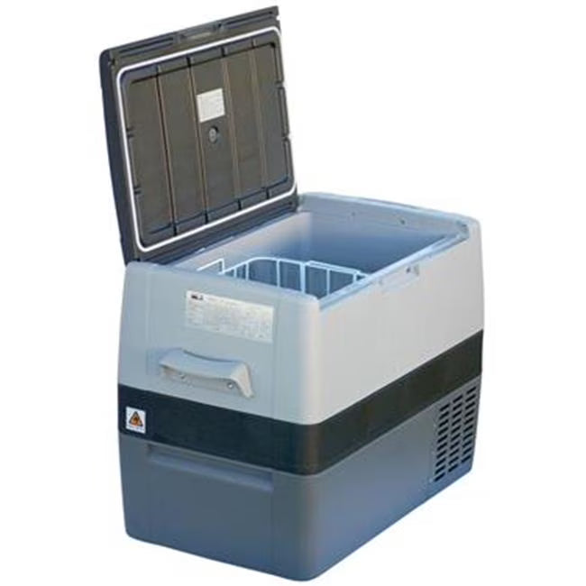 Dual Compartment Refrigerator With Freezer X70252