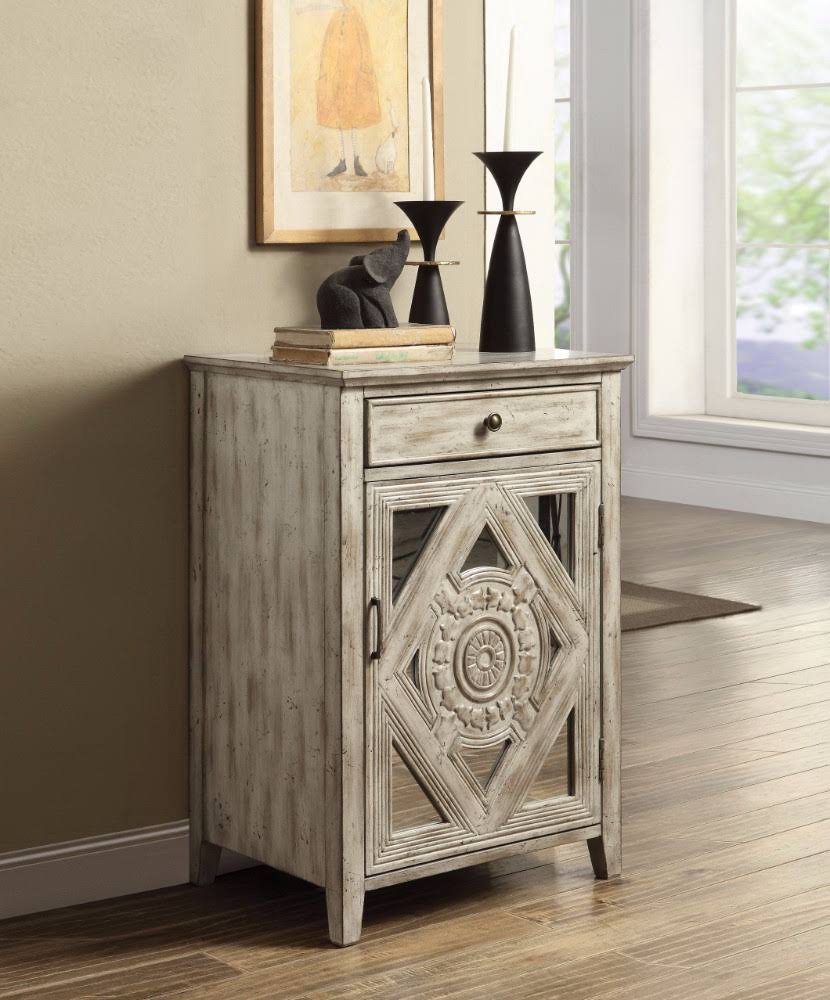 Antique White Side Table Z672116