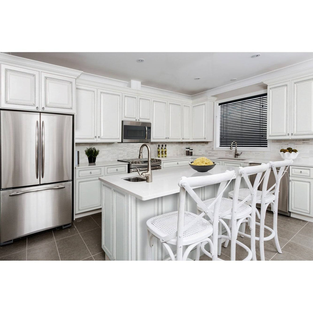 White Double Door Wall Cabinet Z397