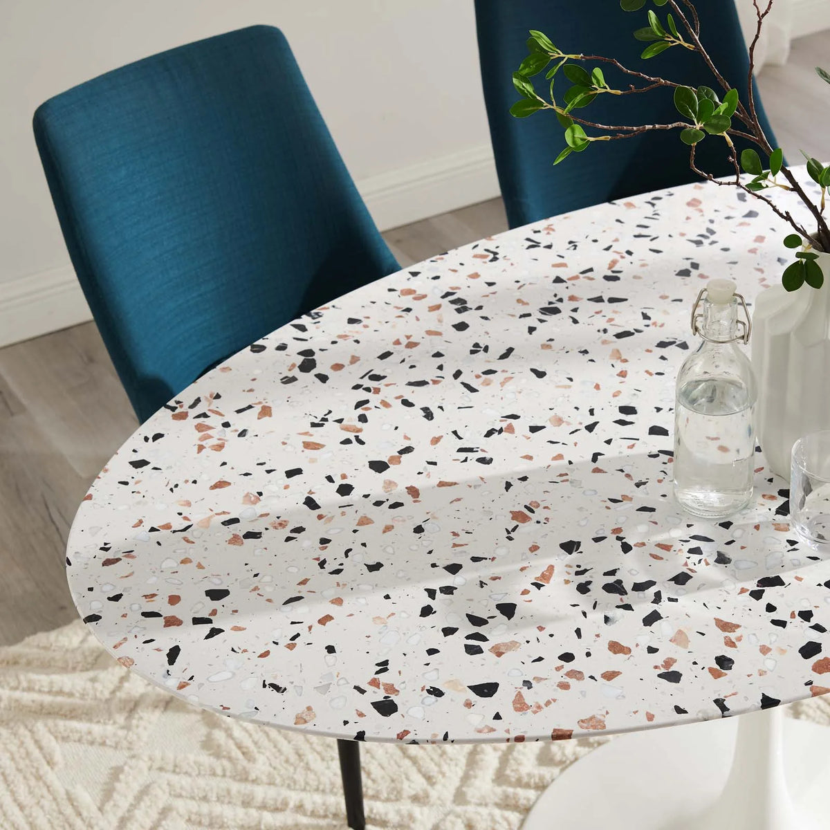 White Oval Wood Dining Table G802763