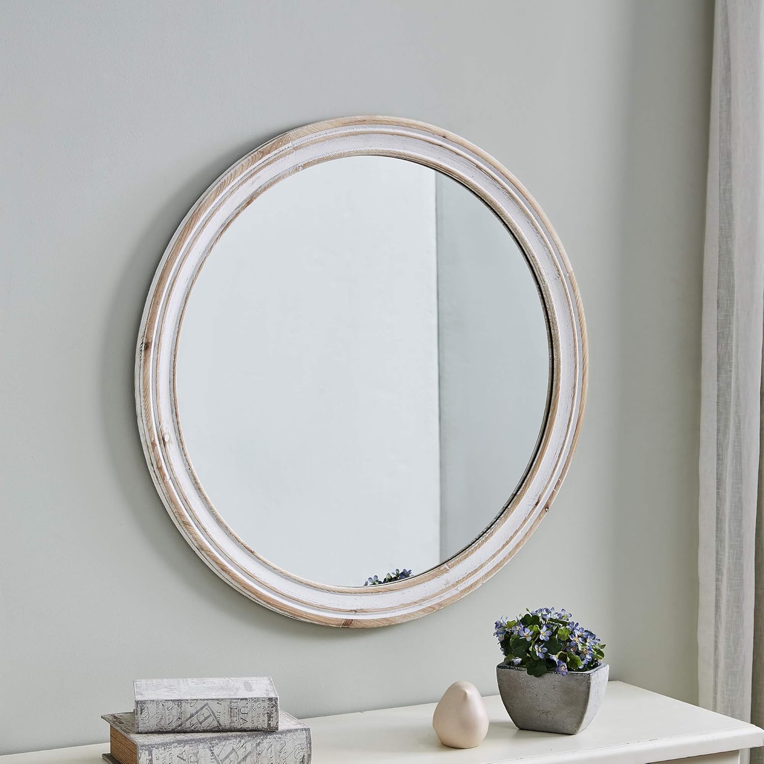 White Farmhouse Mirror U72635
