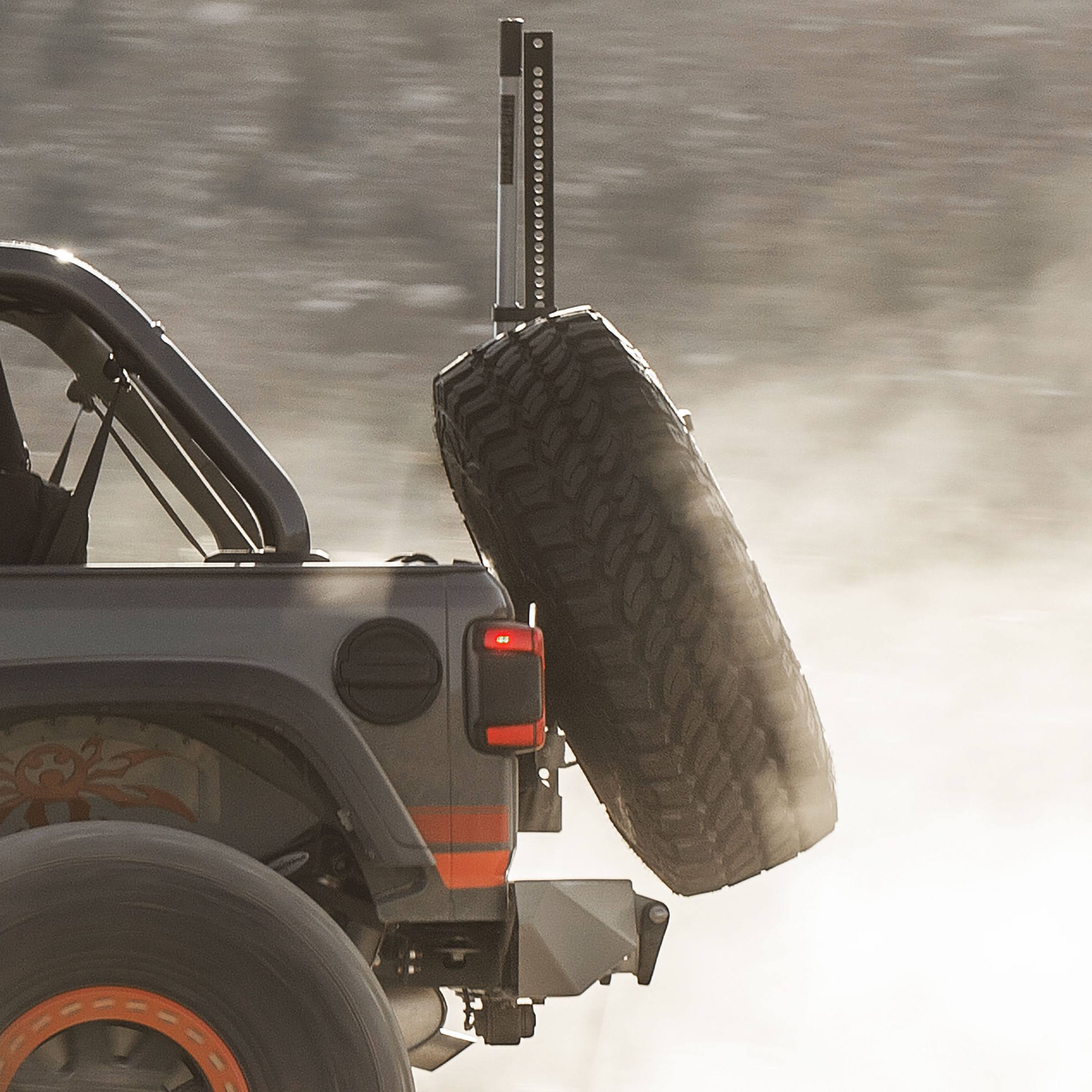 Pivot HD Tire Carrier G399466