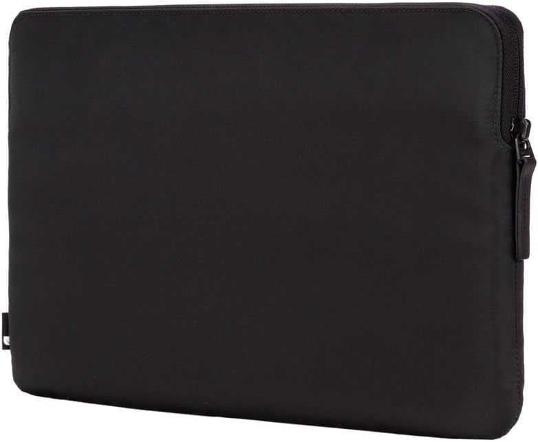 Compact Sleeve in Flight Nylon, Black E3462