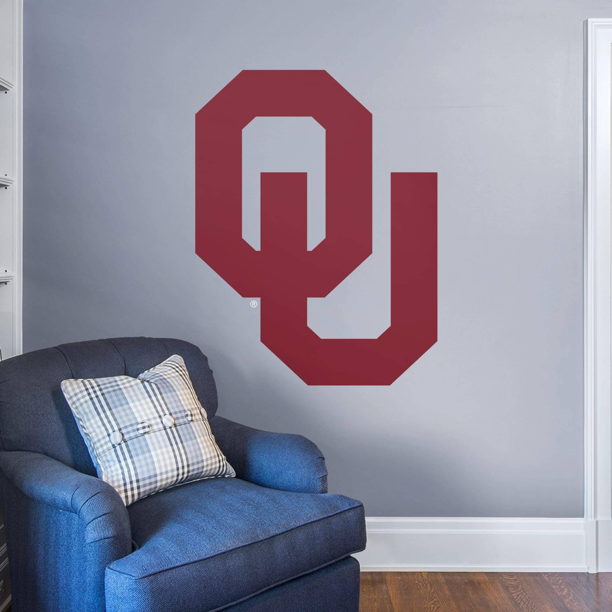 Giant Officially Licensed Removable Wall Decal B77424