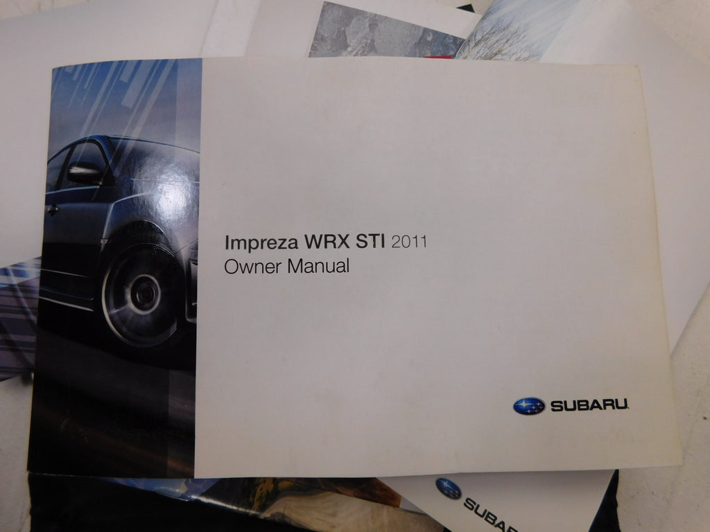 2011 Subaru Impreza WRX STi Owners Manual M82027