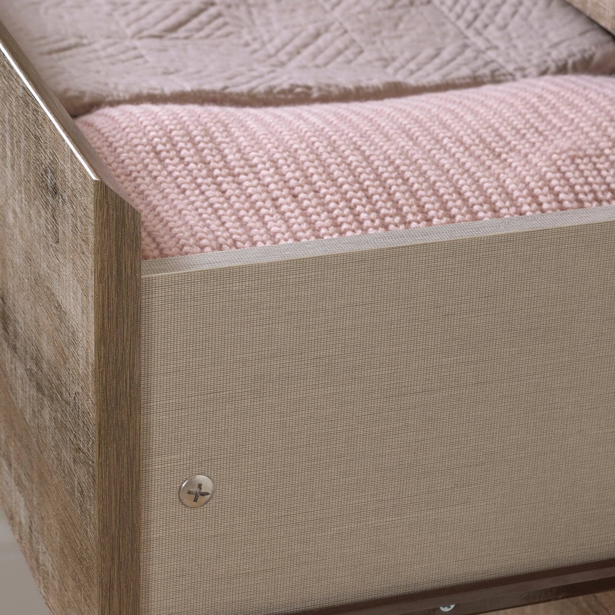 4-Drawer Chest L207